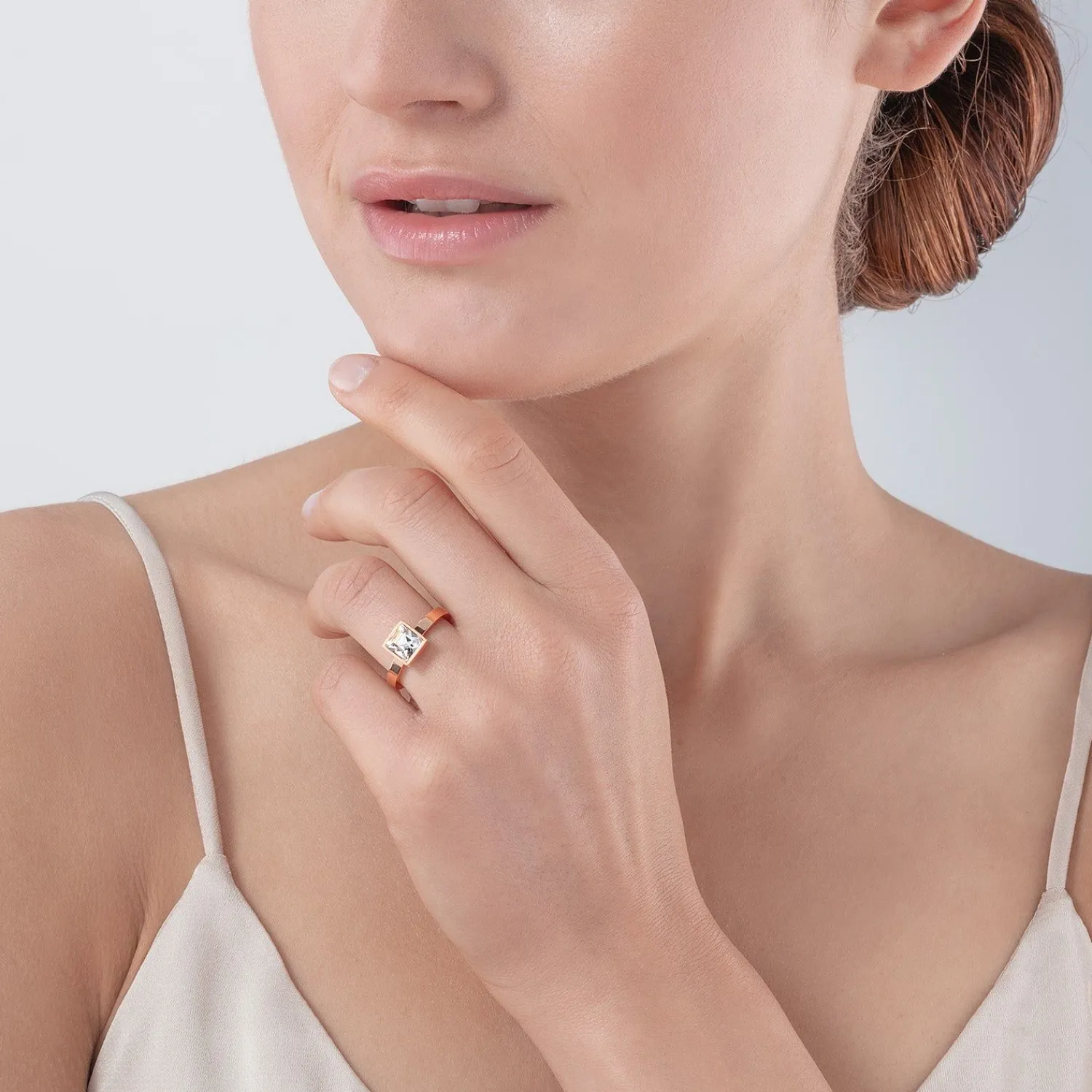 brillanter_quadratischer__2-12.webp COEUR DE LION Brillanter quadratischer großer Ring aus Roségold-Kristall- Mix&And&Match-Ringe