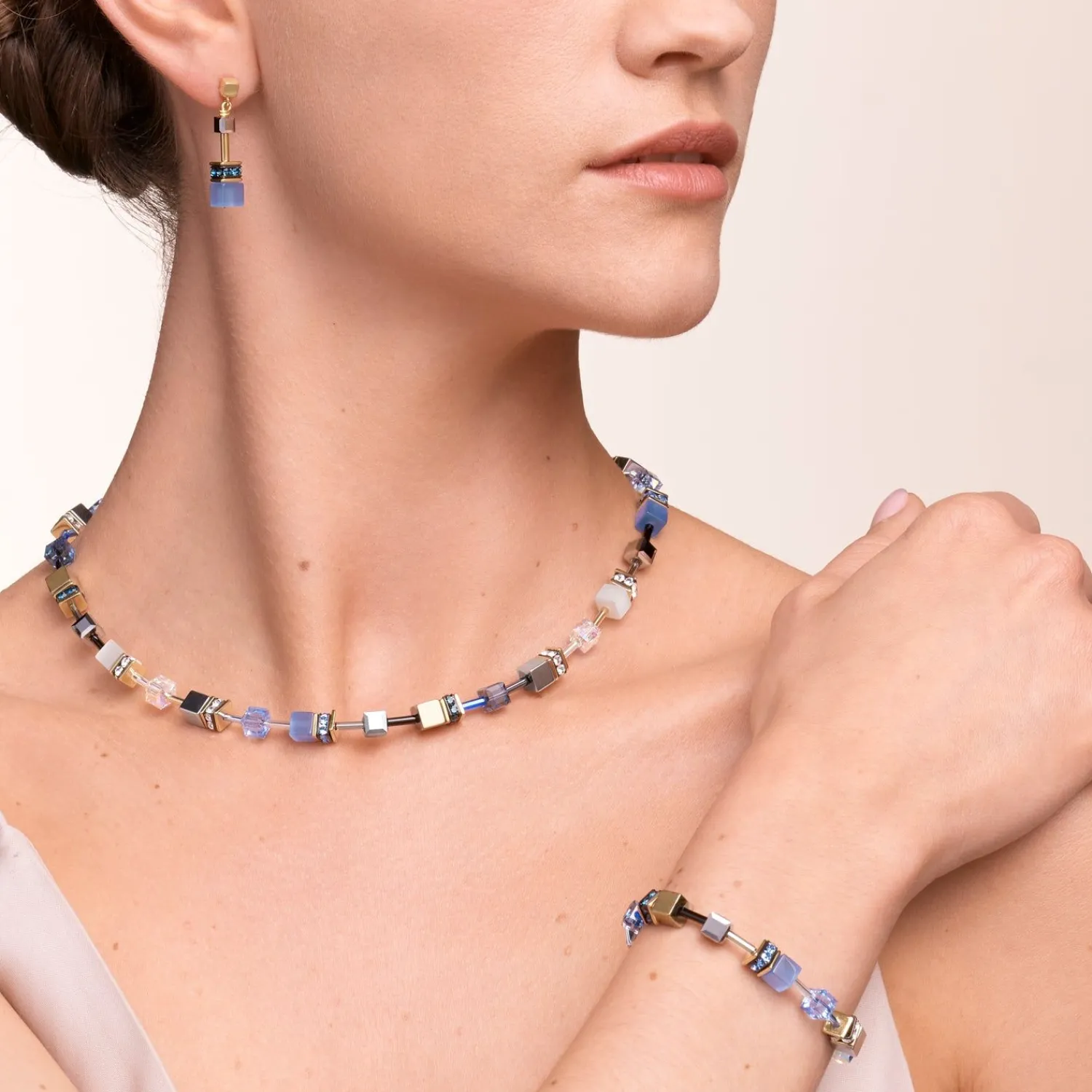 geocube_armband_blaugold_2.webp COEUR DE LION Geocube® Armband Blau-Gold- Geocube® Armbänder