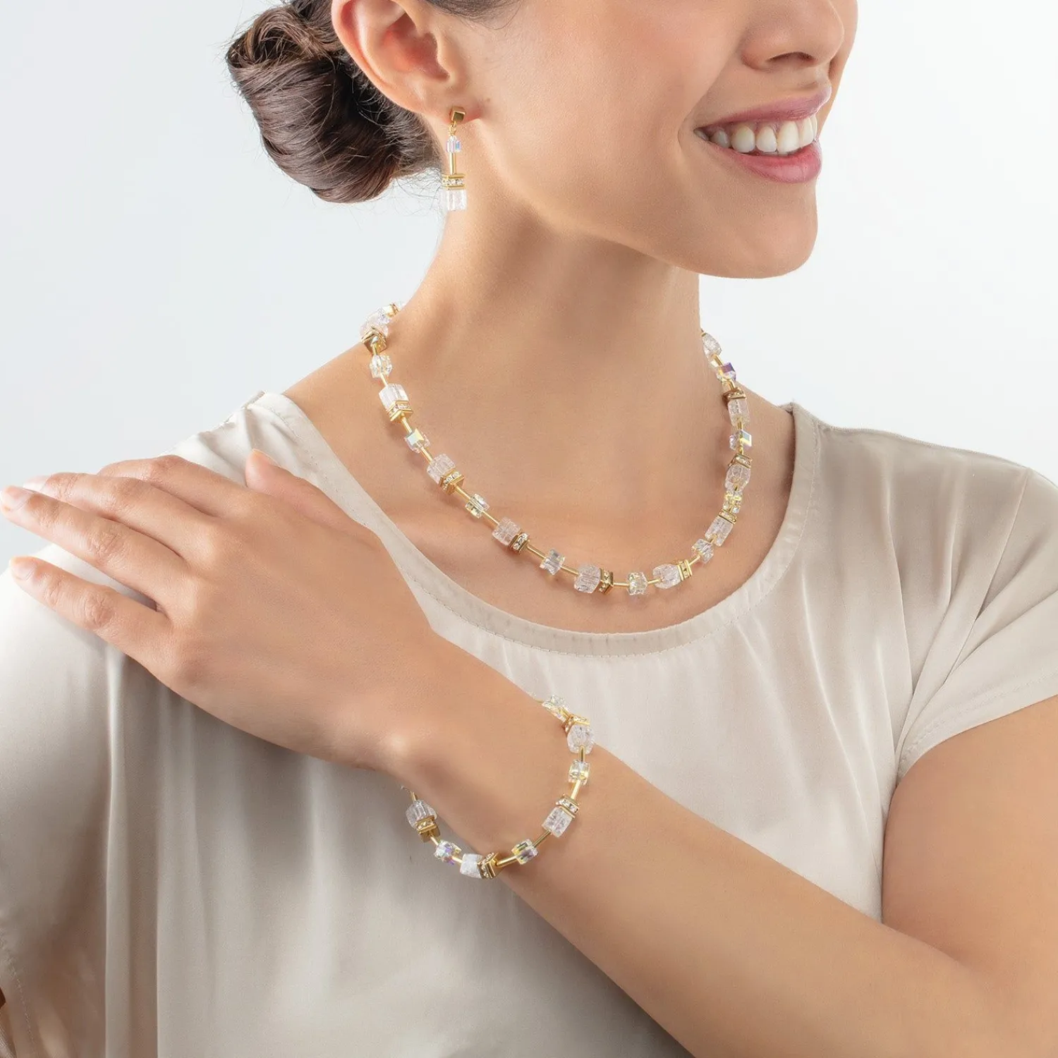 geocube_iconic_nature_hal_2-4.webp COEUR DE LION Geocube® Iconic Nature Halskette Gold Weiß- Echter Stein