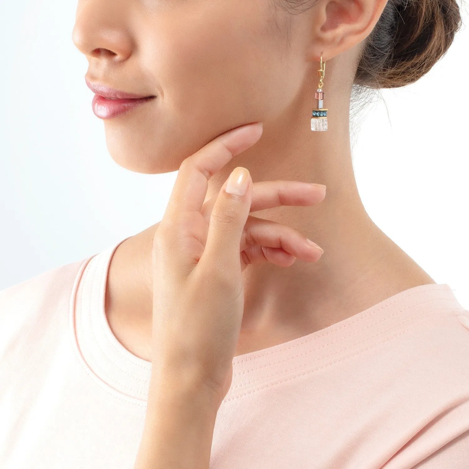 geocube_iconic_precious_c_2-12.webp COEUR DE LION Geocube® Iconic Precious Chain Ohrringe Gold-Mehrfarbig- Echter Stein