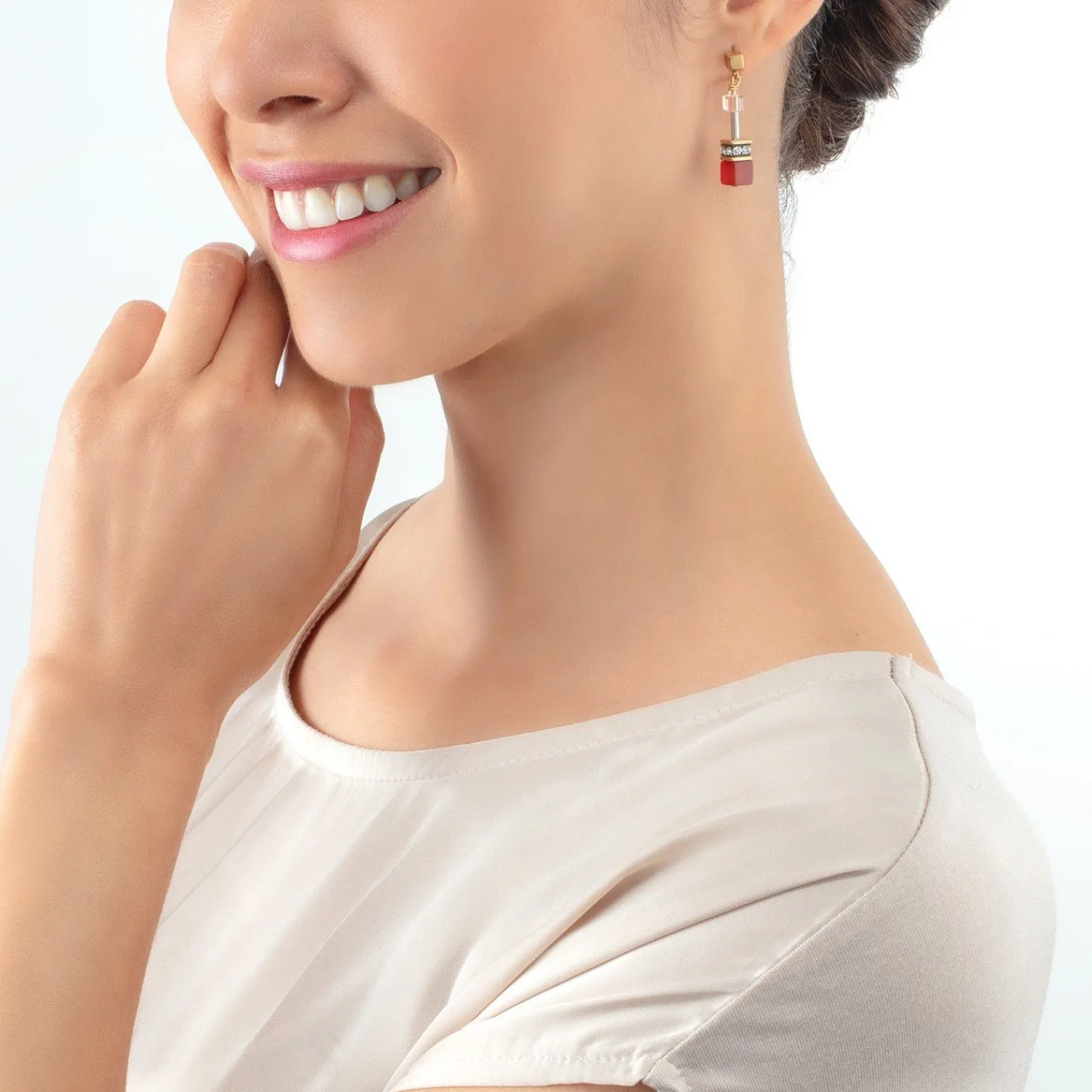 geocube_iconic_precious_o_2-14.webp COEUR DE LION Geocube® Iconic Precious Ohrringe Rot-Beige- Geocube® Tone&In&Tone