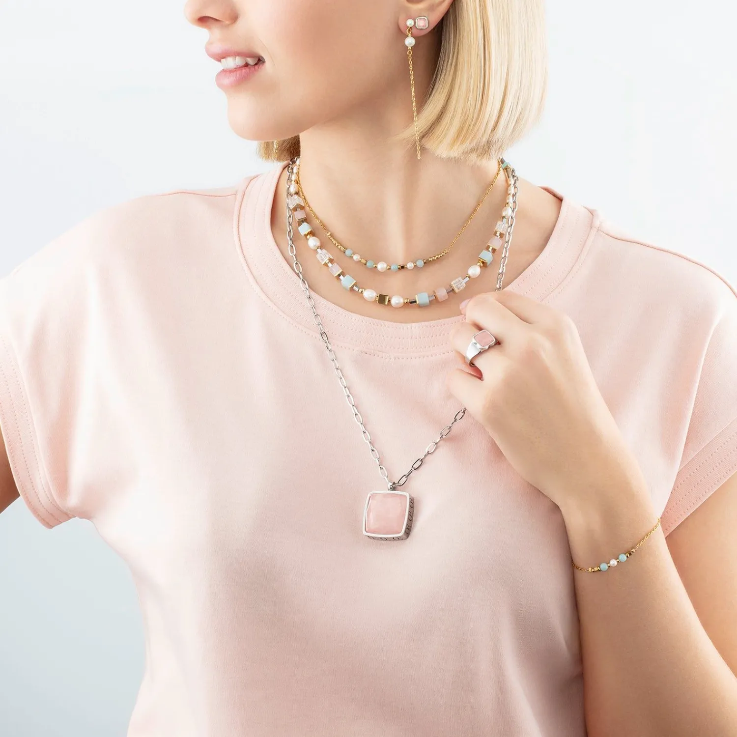 ohrringe_spikes_quadratis_2-4.webp COEUR DE LION Ohrringe Spikes Quadratischer Rosenquarz Silber-Rosa- Coeur Essentials