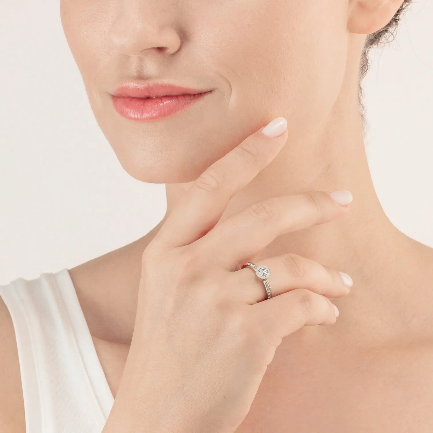 ring_mit_funkelnden_punkt_1-7.webp COEUR DE LION Ring mit funkelnden Punkten, silberner Kristall- Kristallringe